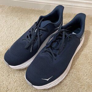 HOKA One One  Arahi 7 Men's Running Shoes Size 12 Wide